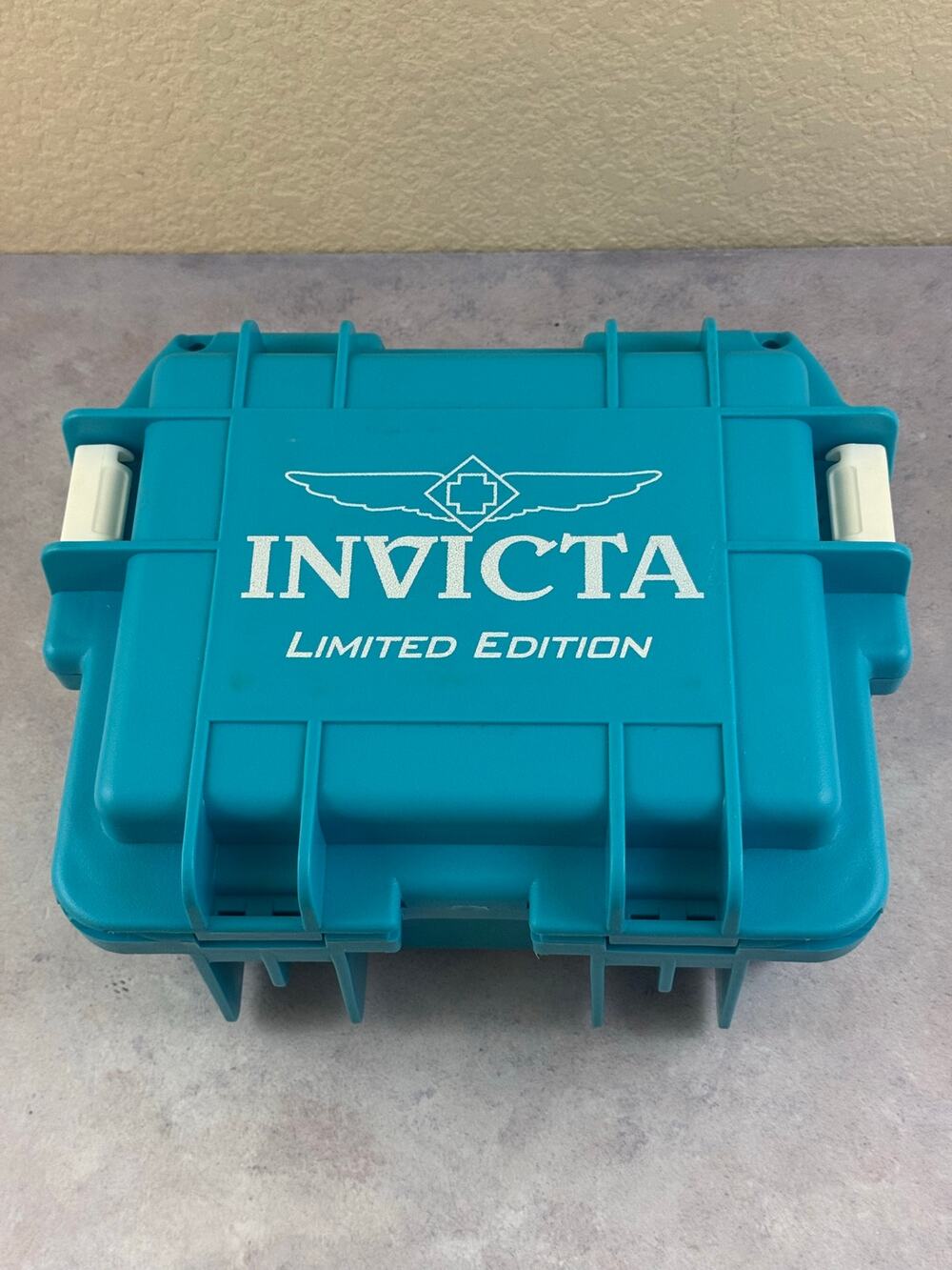 Invicta Blue 3-Slot Watch Storage Carrying Case Limited Edition